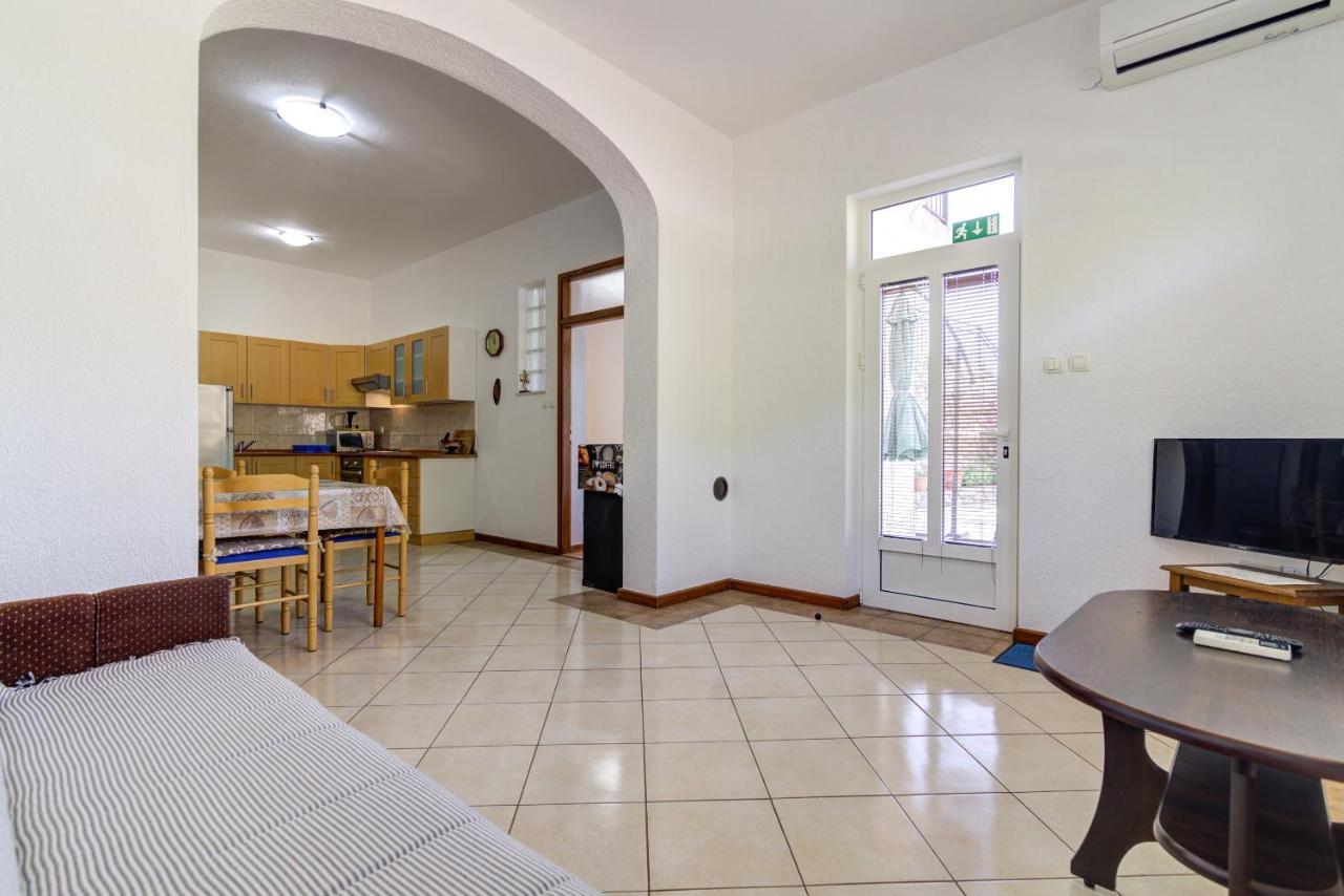 סנג' Dora Apartment מראה חיצוני תמונה