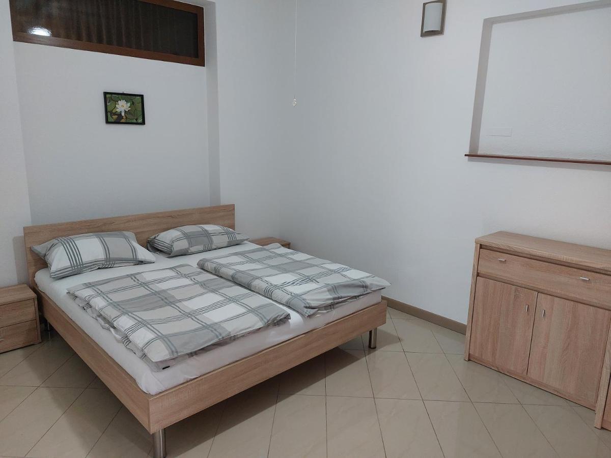 סנג' Dora Apartment מראה חיצוני תמונה